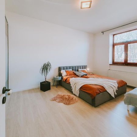 Priestranny Apartman V Centre Košice Exteriör bild