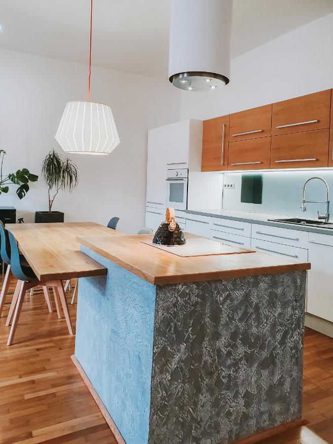Priestranny Apartman V Centre Košice Exteriör bild